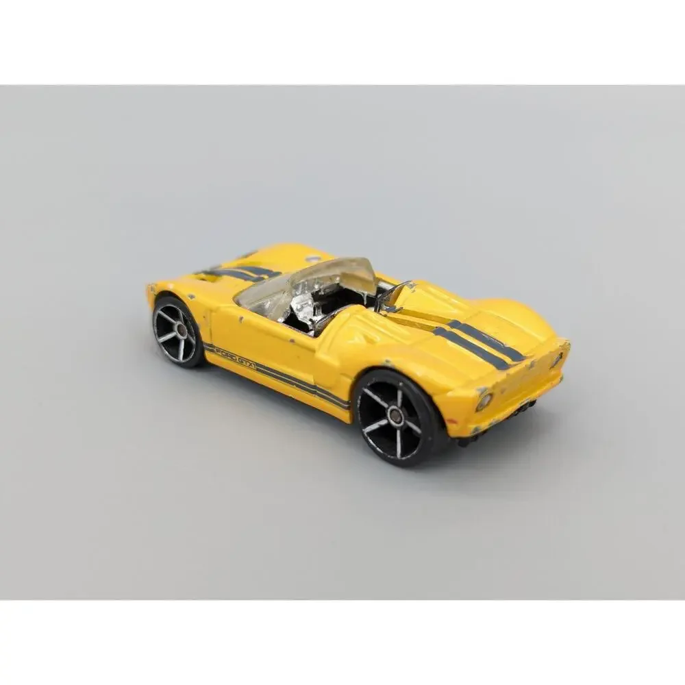 Mattel Hot Wheels Ford GTX-1 Yellow 2007 First Editions 1:64 Car